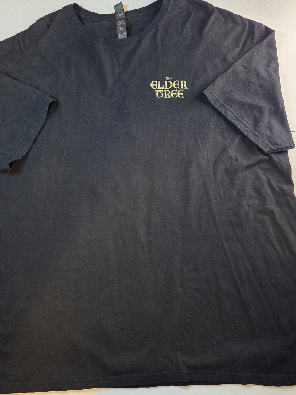 Black T-shirt W/ "The Elder Tree" In Gold Hlitter Size 2WL